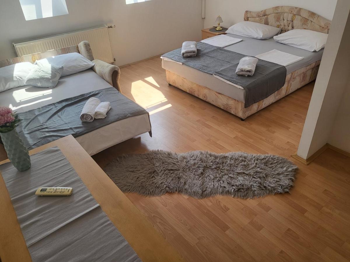 Bed and Breakfast Pansion Brod Exteriér fotografie